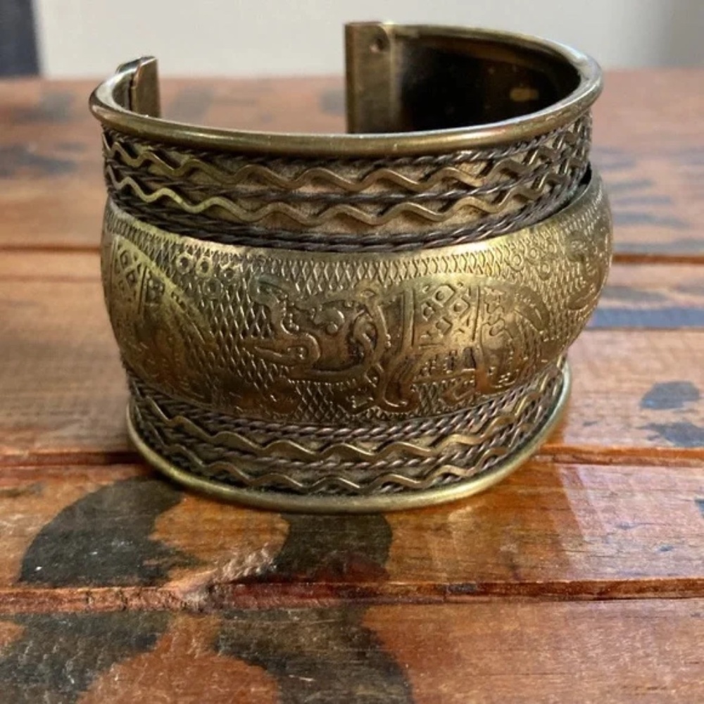 Vintage Brass Cuff Bracelet with Elephant Motif 1970's